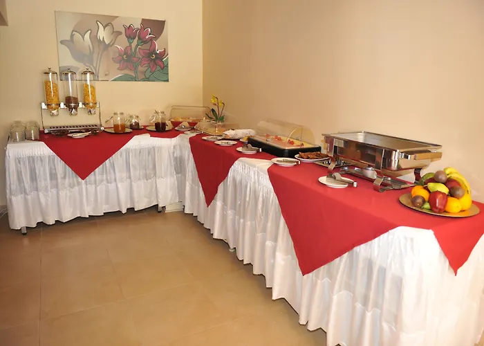 Heleni Hotel 2*