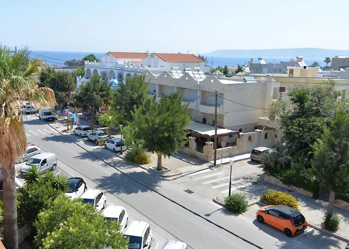 Heleni Hotel 2*