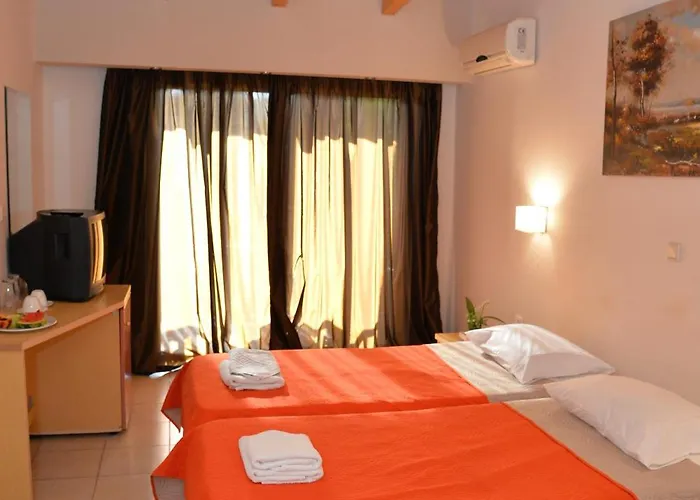 Heleni Hotel 2*