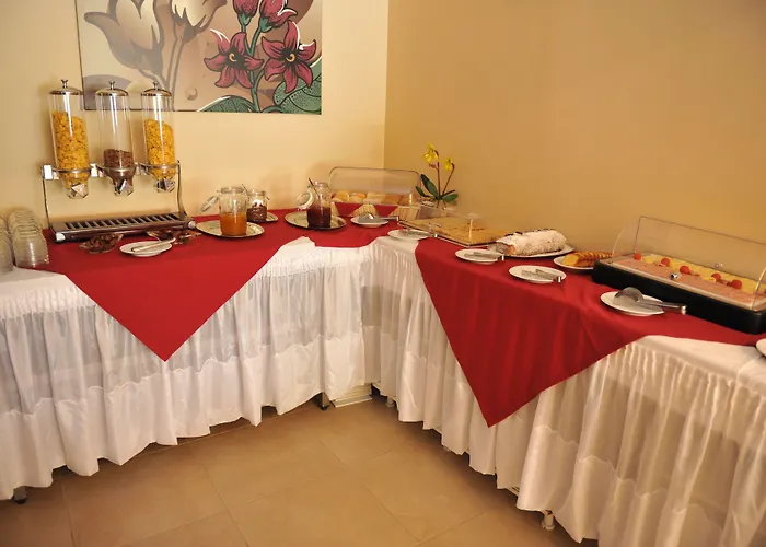 Heleni Hotel 2*