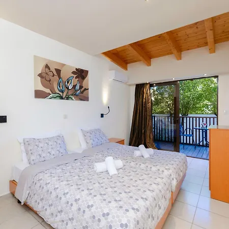 Heleni Ialysos (Rhodes)