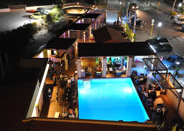 Heleni 2* יאליסוס