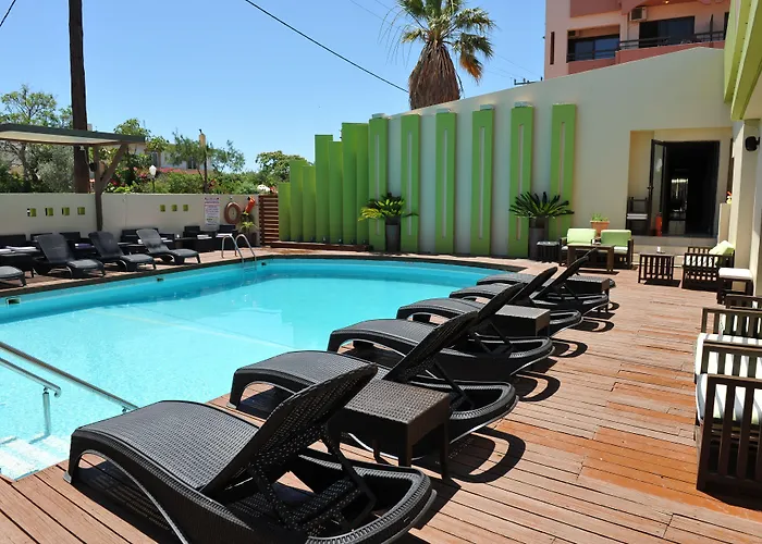 Heleni יאליסוס